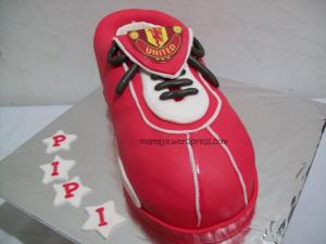 kue sepatu MU