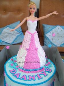 kue ultah barbie daaniys