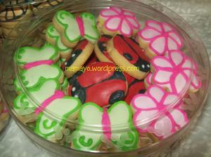 kukis bunga, kupu dan kumbang 