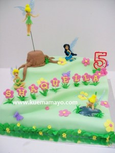 tinkerbell cake