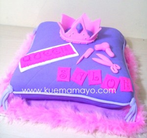 Pillow cake